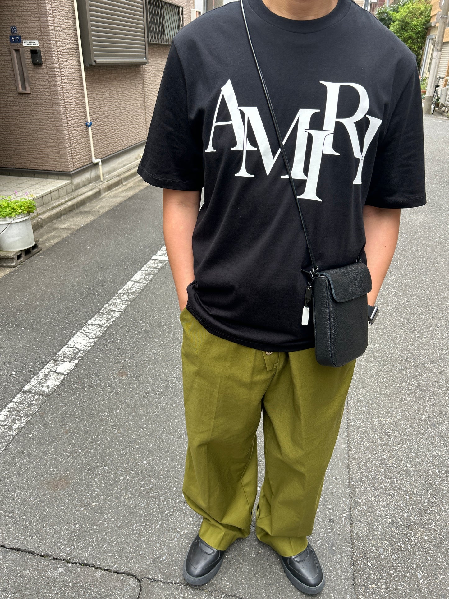 AMIRI STAGGERED LOGO TEE