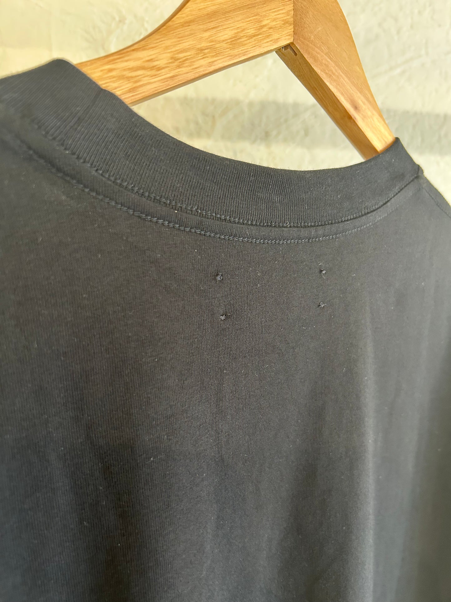 AMIRI STAGGERED LOGO TEE